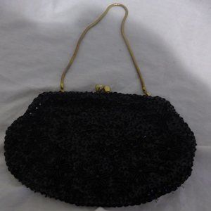 Coin / Change purse with carrying chain